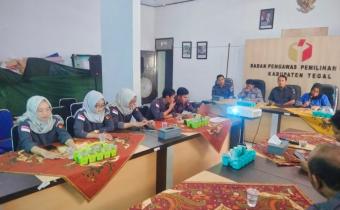 Bawaslu Tegal Matangkan “Goes to School” di SMKN 1 Dukuhturi, Siapkan Pelajar Melek Hukum Pemilu