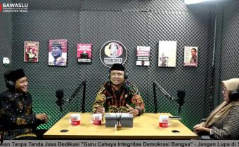 Bawaslu Tegal Gelar Podcast Spesial Hari Pahlawan: Merajut Integritas dari Ruang Kelas 