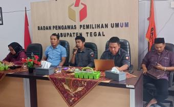 Bawaslu Kabupaten Tegal Selenggarakan Rapat Pemutakhiran Daftar Informasi Publik (DIP) Semester II, Perkuat Transparansi dan Pengelolaan Informasi Publik