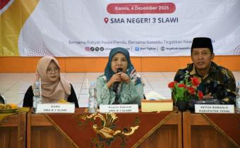 Kepala SMA N 3 Slawi Tekankan: Siswa Harus Berani Bertanya dan Aktif Dalam Edukasi Pemilu