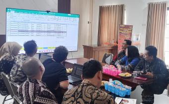 Kualitas Data Pemilih Terjamin, Bawaslu Kabupaten Tegal Hadiri Sinkronisasi Pleno Terbuka PDPB Triwulan IV KPU Kabupaten Tegal