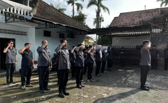 Awali Tahun 2026, Bawaslu Kabupaten Tegal Gelar Apel Pagi dan Evaluasi Capaian 2025