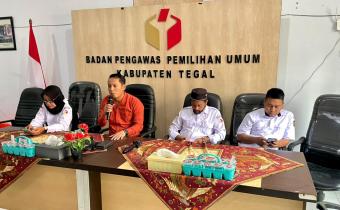 Ukur Kepuasan Publik, Bawaslu Kabupaten Tegal Gelar Rapat Pleno Hasil Survei Kepuasan Masyarakat 2025