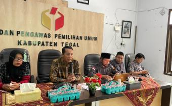 Matangkan Rencana Kerja 2026, Bawaslu Kabupaten Tegal Gelar Rapat Pleno