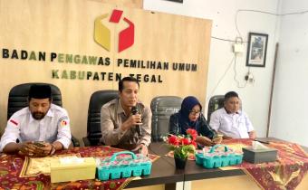 Divisi Hukum Dorong Sosialisasi Pengawasan Partisipatif di Bawaslu Kabupaten Tegal