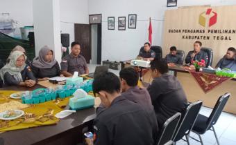 Tak Sekadar Mengawasi, Bawaslu Kabupaten Tegal Perkuat Kualitas Putusan Sengketa Pemilu