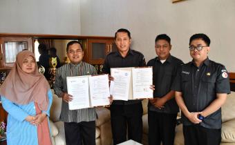 Menanamkan Nilai Demokrasi Sejak Dini, Bawaslu Kabupaten Tegal Resmi Jalin Kerja Sama dengan SMAN 1 Pangkah