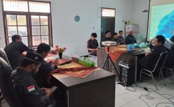 Perkuat Tata Kelola Arsip, Bawaslu Kabupaten Tegal Gelar Rapat Pleno