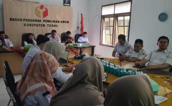 Perkuat Tata Kelola Kelembagaan, Bawaslu Kabupaten Tegal Gelar Rapat Pleno SPIP