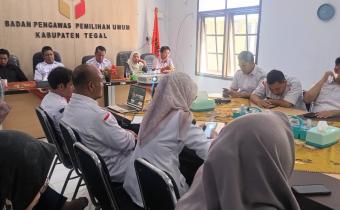 Bawaslu Kabupaten Tegal Gelar Rapat Pleno Penetapan Video Bawaslu Membelajarkan Volume II Tahun 2026