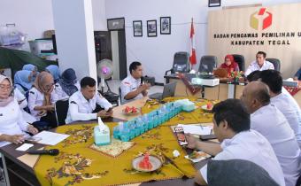 Bawaslu Kabupaten Tegal Sosialisasikan SIP CEGAH untuk Perkuat Pelaksanaan Pencegahan