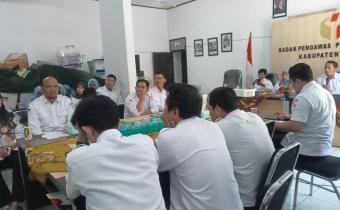 Bawaslu Kabupaten Tegal Gelar Rapat Pleno Bahas Koordinasi dengan KPU, Sinkronisasi Usulan Anggaran Pemilu 2029