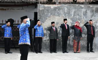 Kobarkan Semangat Persatuan, Bawaslu Kabupaten Tegal Gelar Upacara Peringatan Hari Sumpah Pemuda ke-98
